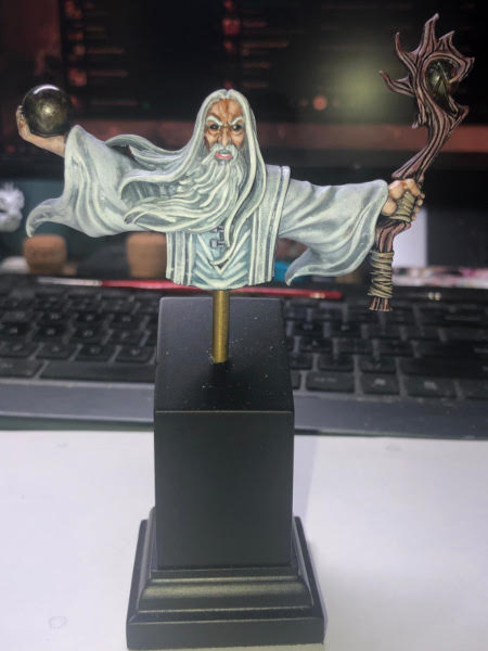 Saruman on bust